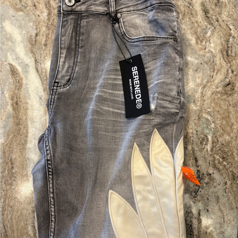 Serenade Gray Skinny Jeans with Cream Accents